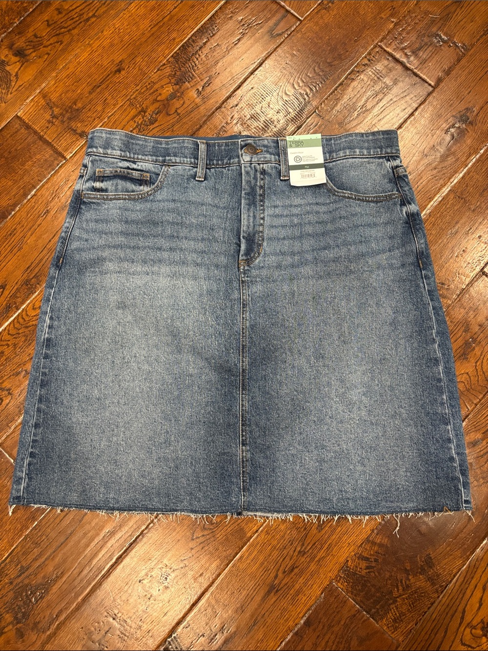 Terra & Sky Women’s Knee Length Classic Blue Denim Skirt Plus Size 16W NEW